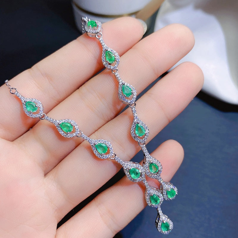 Fashion natural emerald evening necklace 925 silver inlaid emerald ladies row clavicle necklace ladies Wear it at dinner parties. Birthday gifts